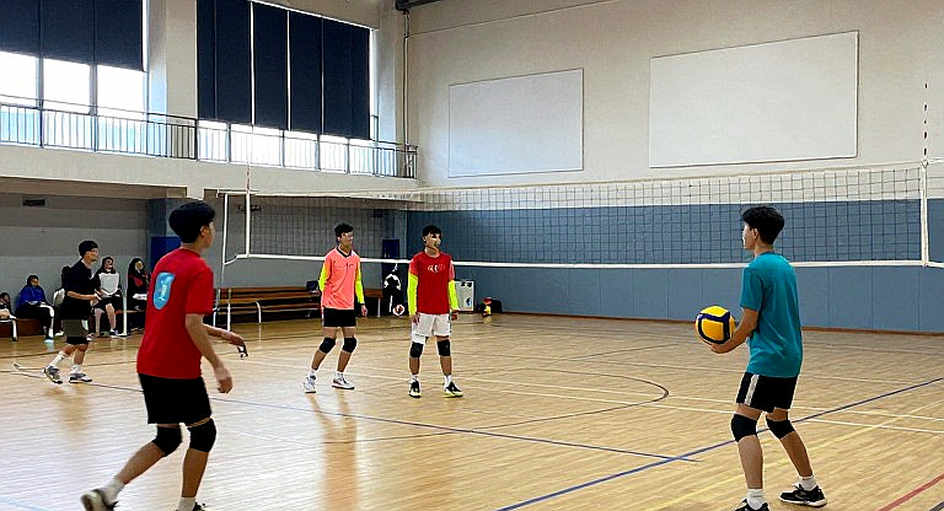 Mubarak 13 tuổi cao 2m10 gây sốc tại giải vô địch châu Á: Qatar đặt cược tương lai vào một kỳ quan đang lớn