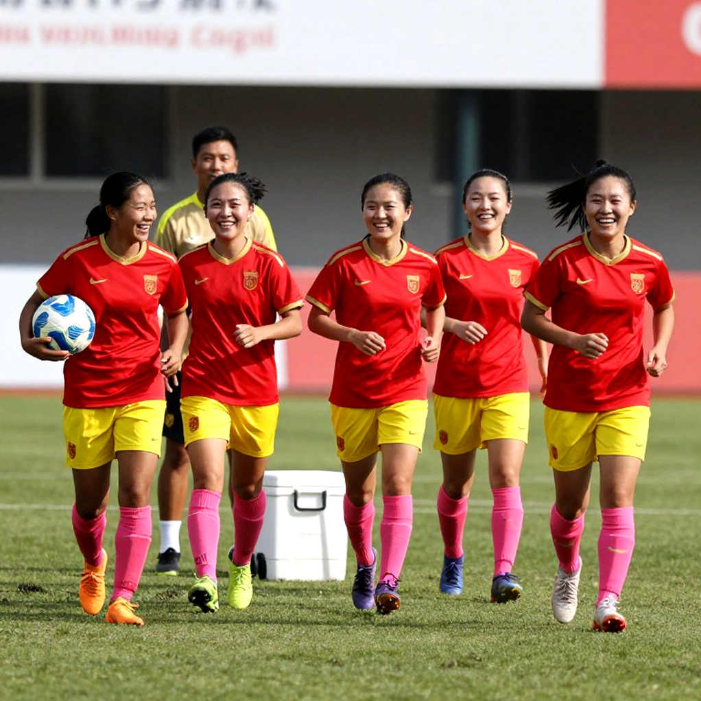 Cuộc gọi của Klopp và bản hợp đồng chưa ký: Ebnoutalib chọn Đức, nhưng FIFA chưa khóa lại