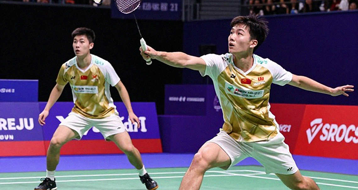 Alwi Farhan tập cùng Kento Momota ở Tokyo: Điều gì thực sự được luyện trước Asian Games 2026