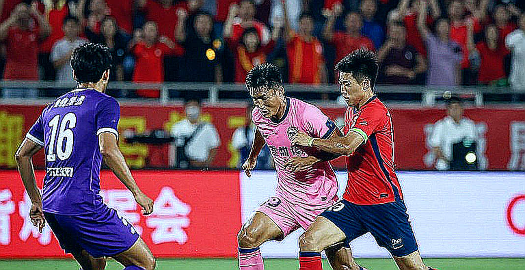 Bayern Munich 7-0 Union Berlin: Hat-trick của Olise và cơn khủng hoảng chạm đáy của Union