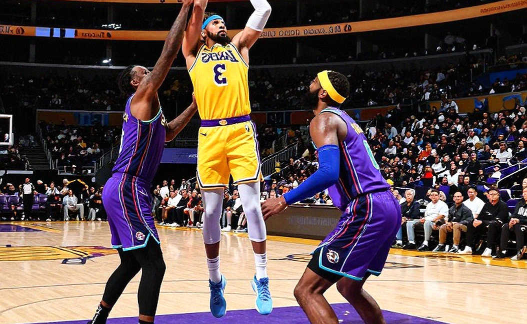 Quỷ lùn NBA và gã khổng lồ ngủ quên: Bài học 30 triệu đô từ vụ Clippers mà PBA chưa bao giờ học được