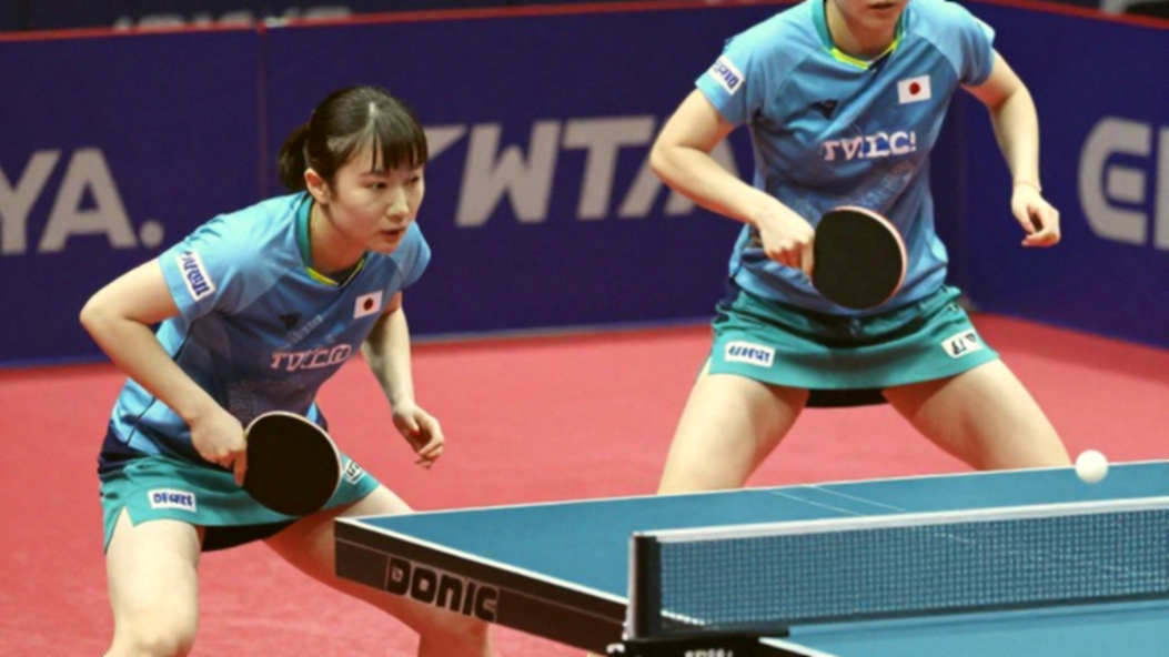 Mười Ba Trường Trống Và Tiếng Vợt Trong Phòng Kỹ Thuật